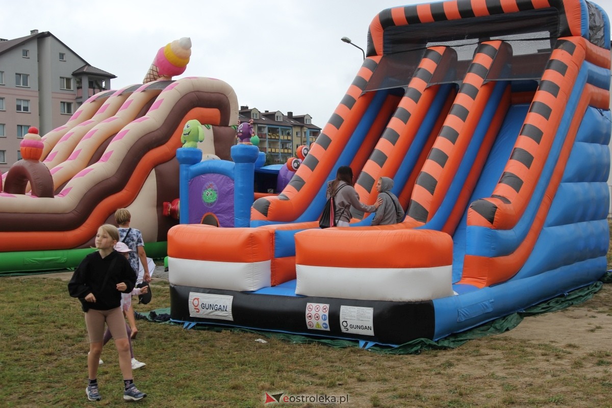 Festyn Radosne Wakacje 2 na osiedlu Centrum [31.08.2024] - zdjęcie #98 - eOstroleka.pl