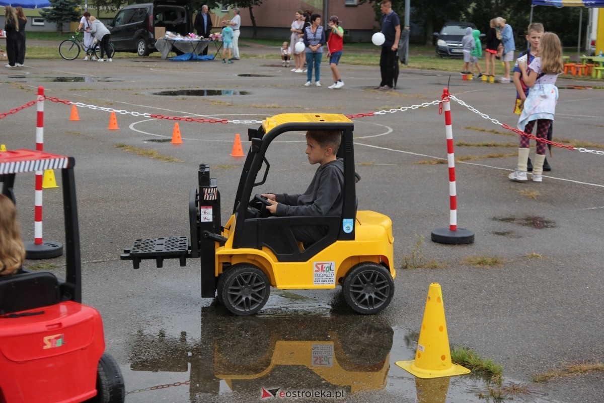 Festyn Radosne Wakacje 2 na osiedlu Centrum [31.08.2024] - zdjęcie #84 - eOstroleka.pl