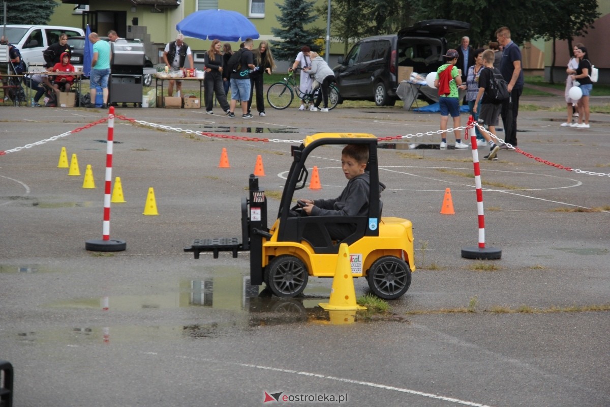 Festyn Radosne Wakacje 2 na osiedlu Centrum [31.08.2024] - zdjęcie #74 - eOstroleka.pl
