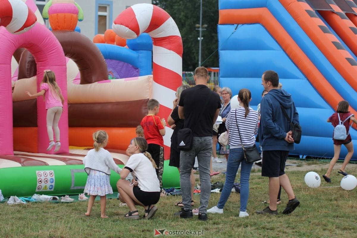 Festyn Radosne Wakacje 2 na osiedlu Centrum [31.08.2024] - zdjęcie #15 - eOstroleka.pl
