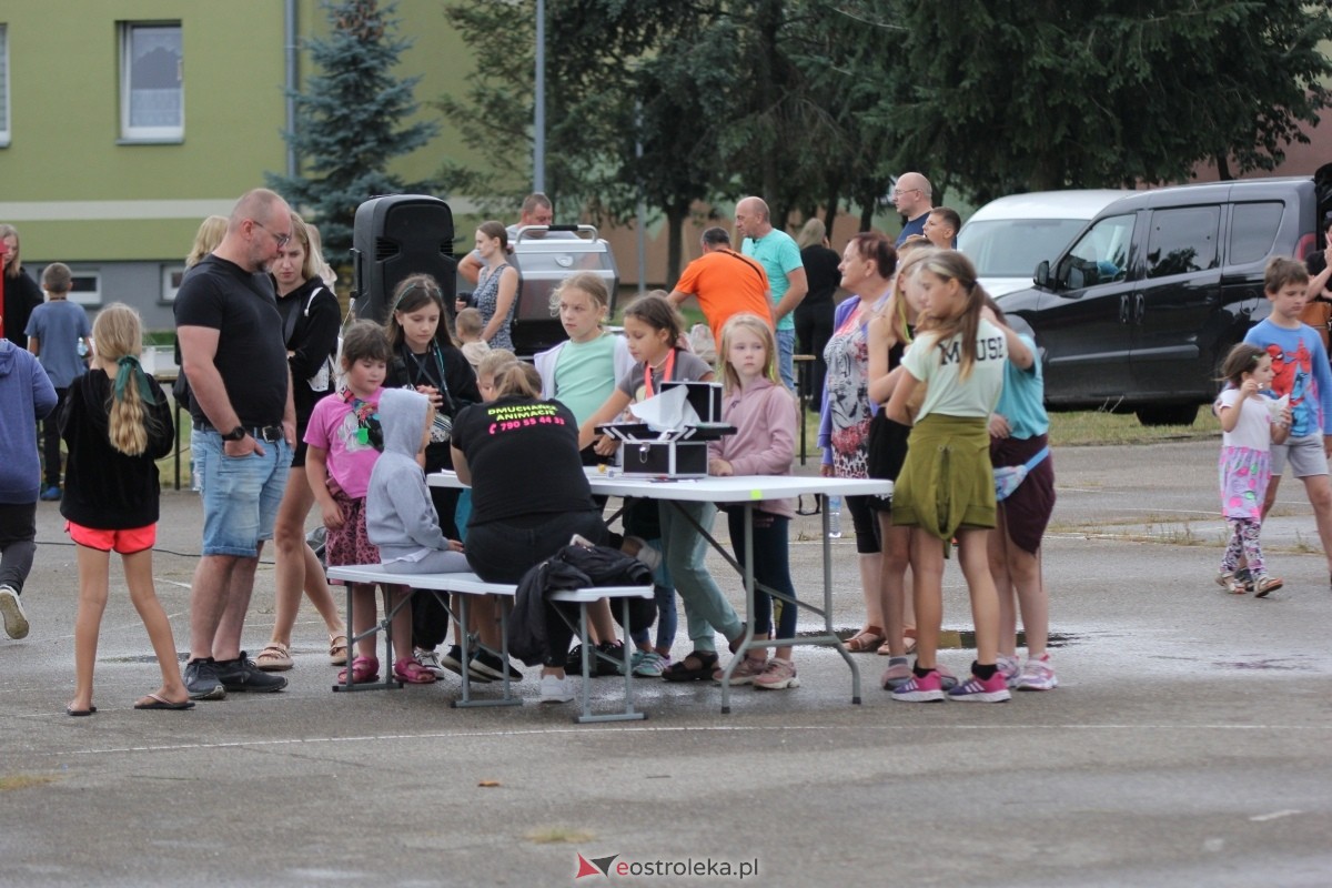 Festyn Radosne Wakacje 2 na osiedlu Centrum [31.08.2024] - zdjęcie #10 - eOstroleka.pl