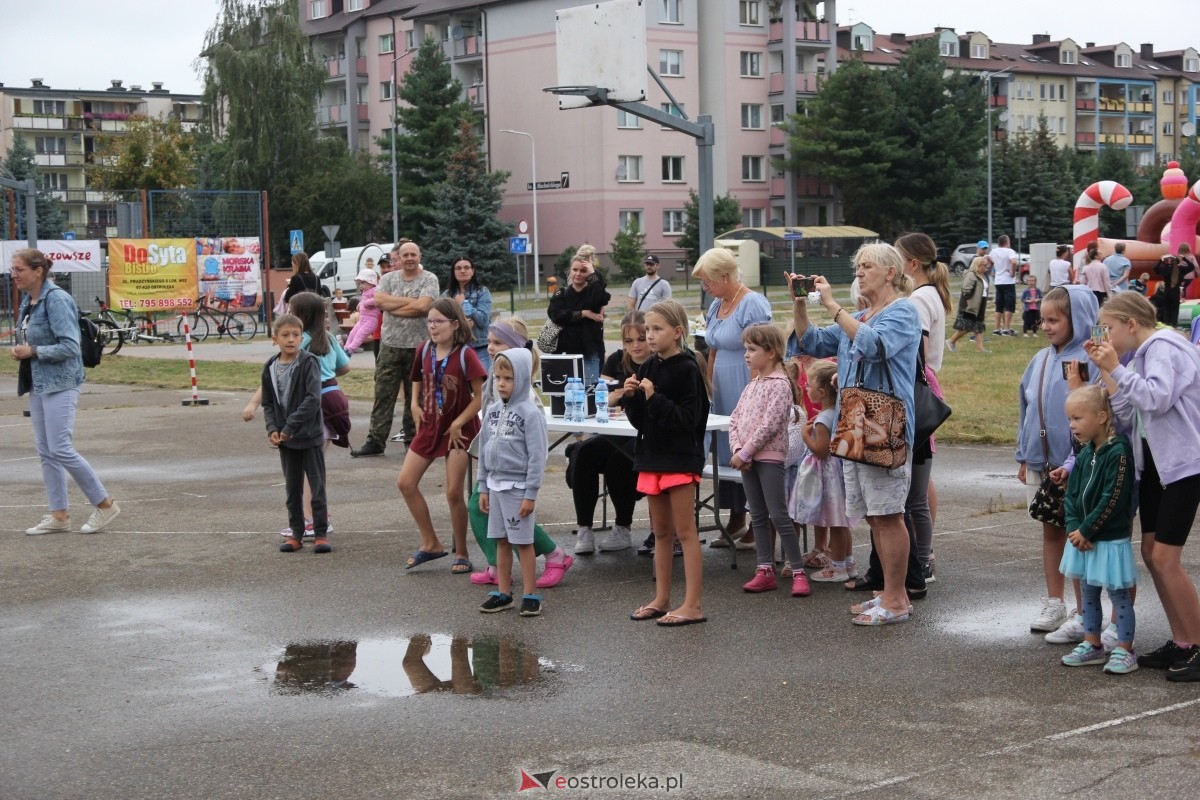 Festyn Radosne Wakacje 2 na osiedlu Centrum [31.08.2024] - zdjęcie #8 - eOstroleka.pl