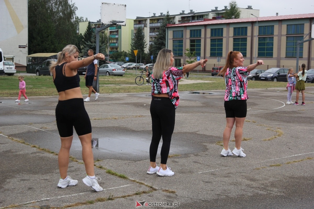Festyn Radosne Wakacje 2 na osiedlu Centrum [31.08.2024] - zdjęcie #2 - eOstroleka.pl