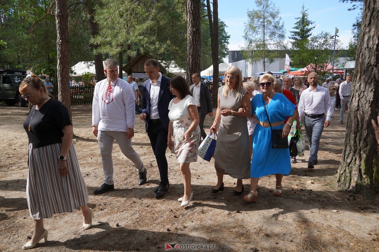 Niedziela kadzidlańska - gminno-parafialne dożynki 2024 [1.09.2024] - zdjęcie #102 - eOstroleka.pl