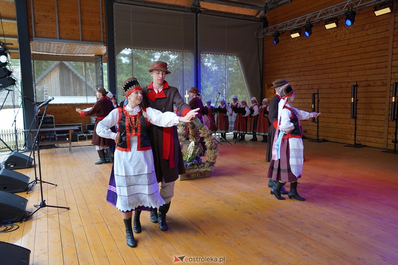 Niedziela kadzidlańska - gminno-parafialne dożynki 2024 [1.09.2024] - zdjęcie #31 - eOstroleka.pl