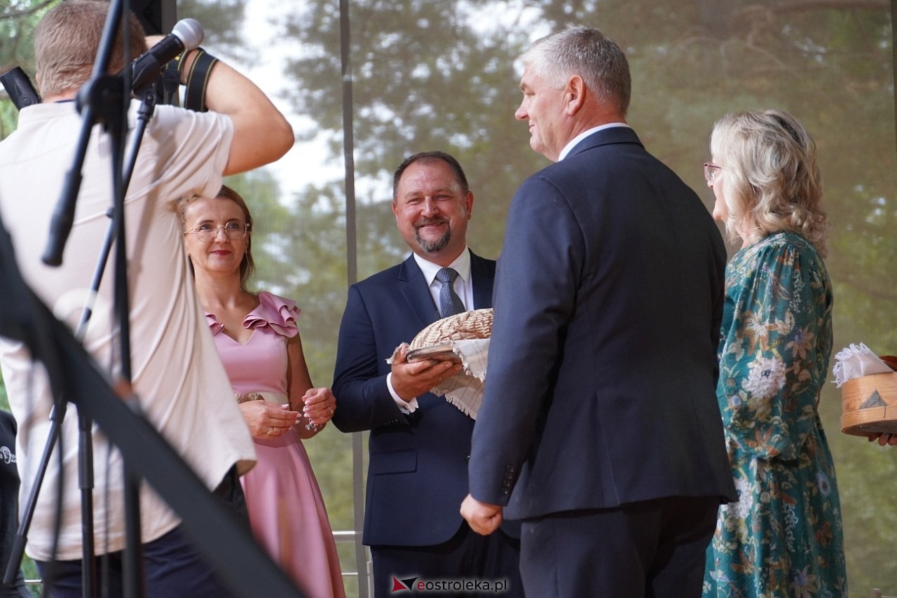 Niedziela kadzidlańska - gminno-parafialne dożynki 2024 [1.09.2024] - zdjęcie #30 - eOstroleka.pl