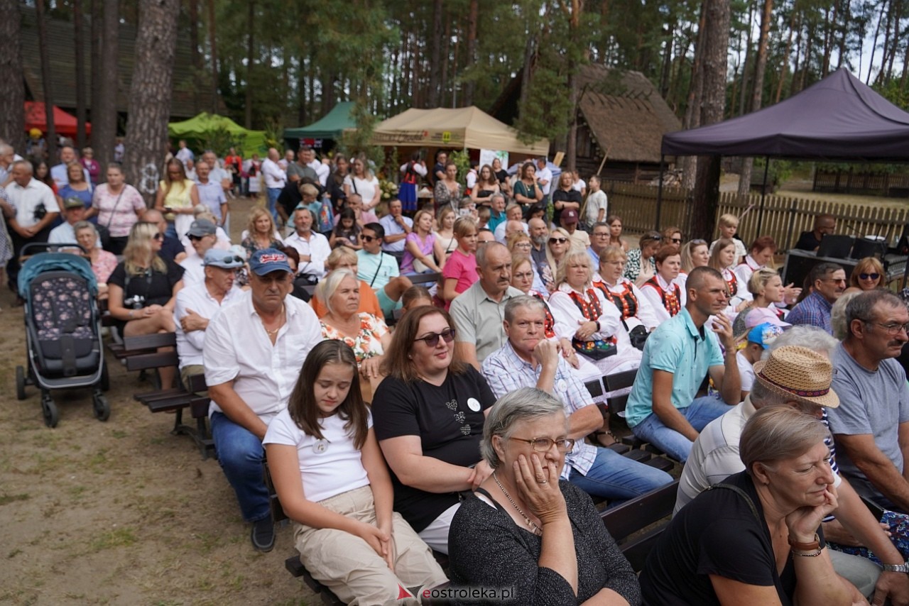 Niedziela kadzidlańska - gminno-parafialne dożynki 2024 [1.09.2024] - zdjęcie #18 - eOstroleka.pl