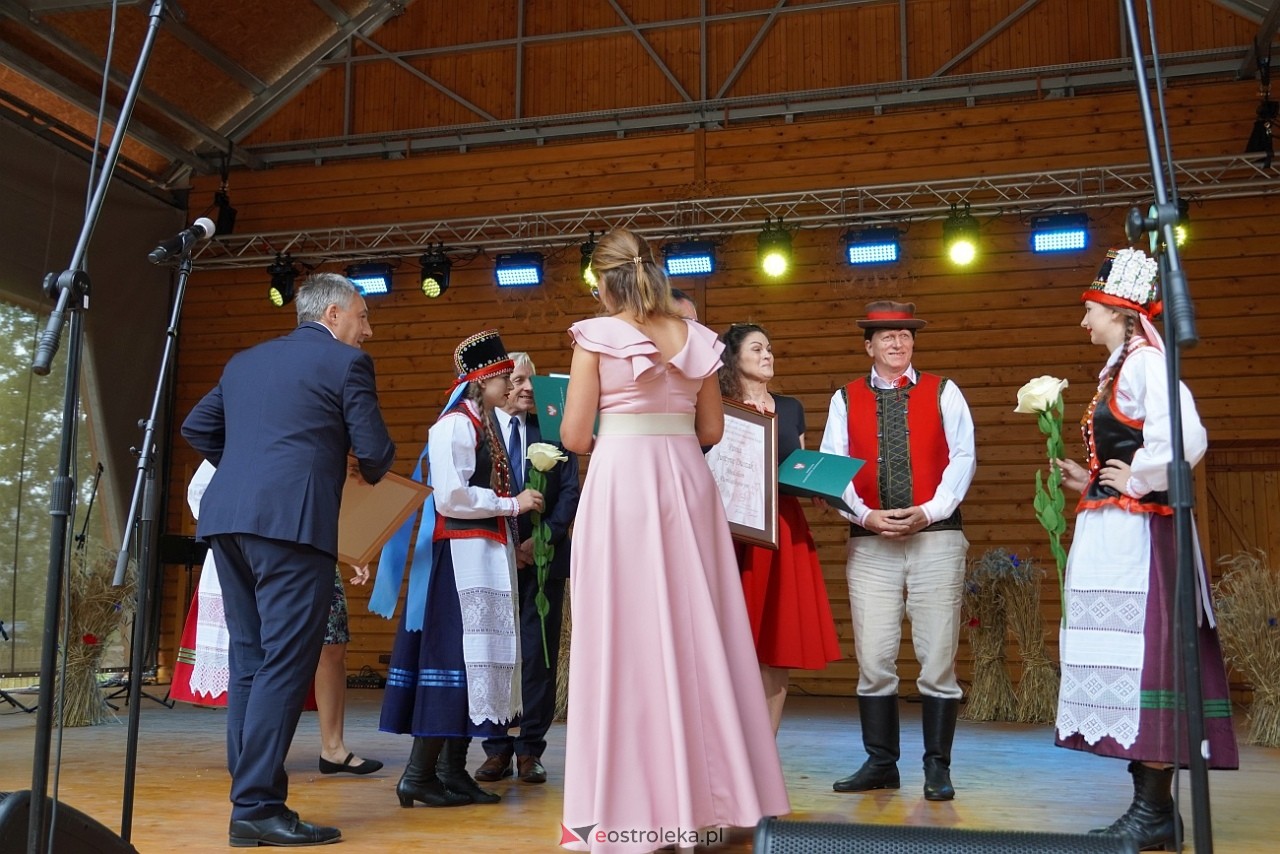 Niedziela kadzidlańska - gminno-parafialne dożynki 2024 [1.09.2024] - zdjęcie #10 - eOstroleka.pl