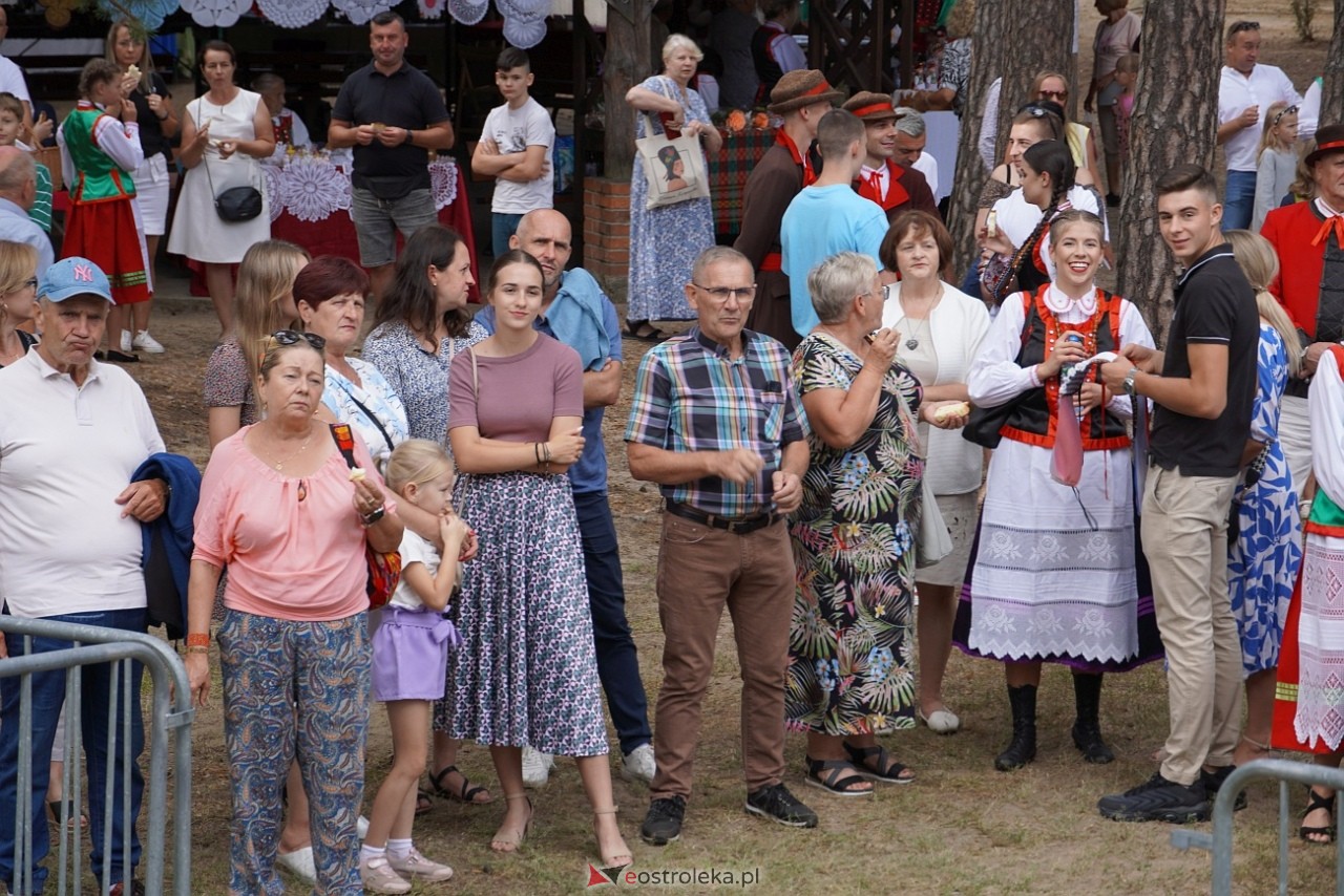 Niedziela kadzidlańska - gminno-parafialne dożynki 2024 [1.09.2024] - zdjęcie #4 - eOstroleka.pl
