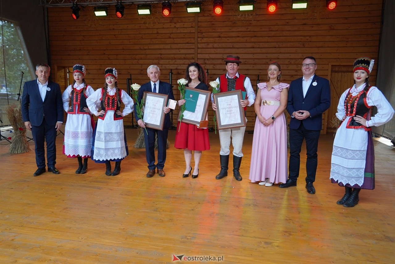 Niedziela kadzidlańska - gminno-parafialne dożynki 2024 [1.09.2024] - zdjęcie #2 - eOstroleka.pl