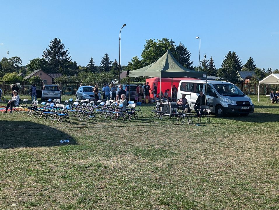 XI Rodzinny Piknik Trzeźwościowy [01.09.2024] - zdjęcie #12 - eOstroleka.pl