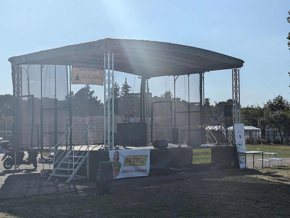 XI Rodzinny Piknik Trzeźwościowy [01.09.2024] - zdjęcie #11 - eOstroleka.pl
