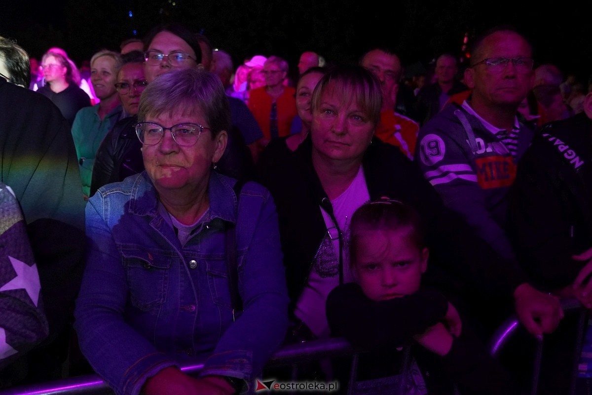 Zajazd Szlachecki w Troszynie: zespół Boys [01.09.2024] - zdjęcie #20 - eOstroleka.pl