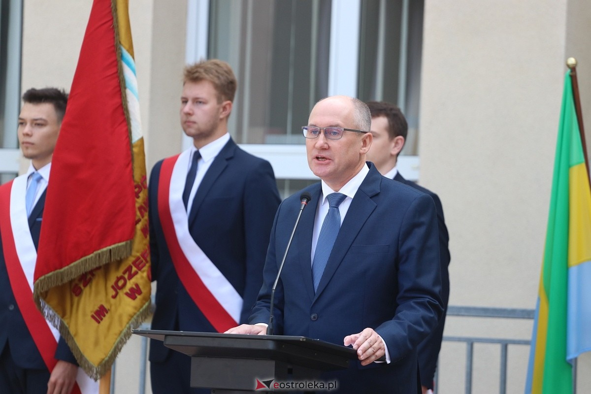 Rozpoczęcie roku szkolnego w ZSZ 1 w Ostrołęce [02.09.2024] - zdjęcie #87 - eOstroleka.pl