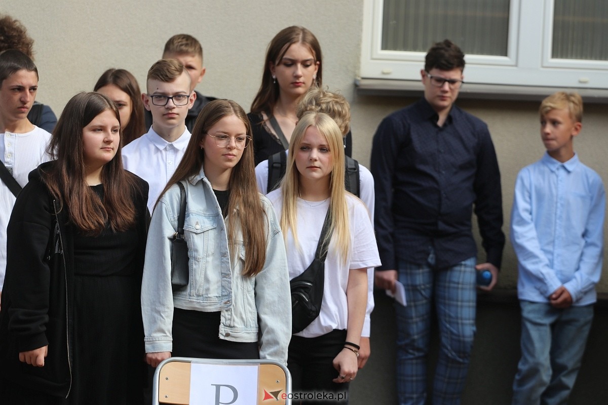 Rozpoczęcie roku szkolnego w ZSZ 1 w Ostrołęce [02.09.2024] - zdjęcie #81 - eOstroleka.pl