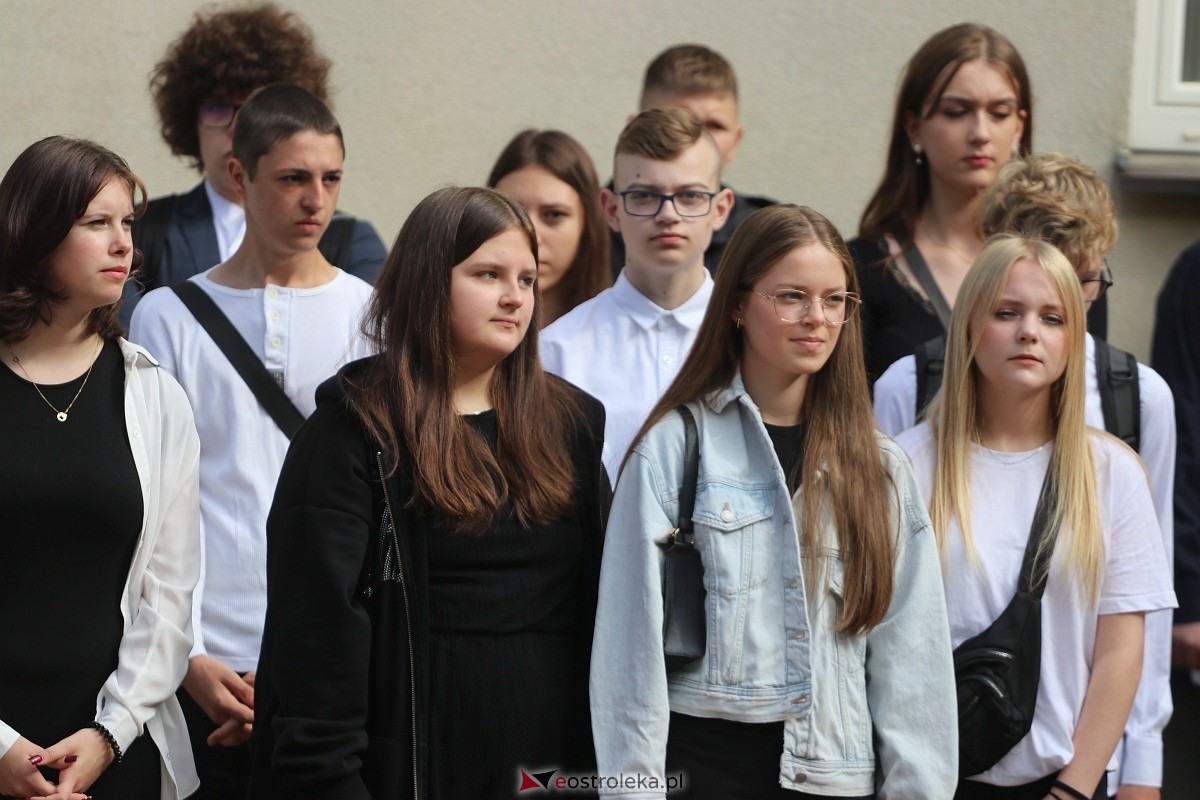 Rozpoczęcie roku szkolnego w ZSZ 1 w Ostrołęce [02.09.2024] - zdjęcie #80 - eOstroleka.pl