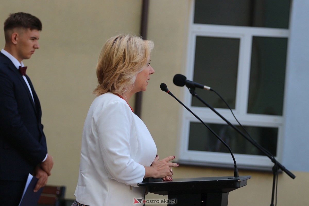 Rozpoczęcie roku szkolnego w ZSZ 1 w Ostrołęce [02.09.2024] - zdjęcie #43 - eOstroleka.pl