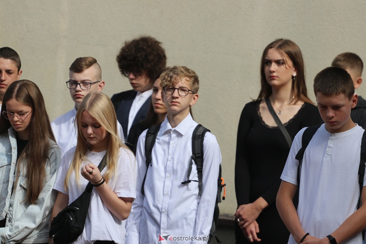 Rozpoczęcie roku szkolnego w ZSZ 1 w Ostrołęce [02.09.2024] - zdjęcie #41 - eOstroleka.pl