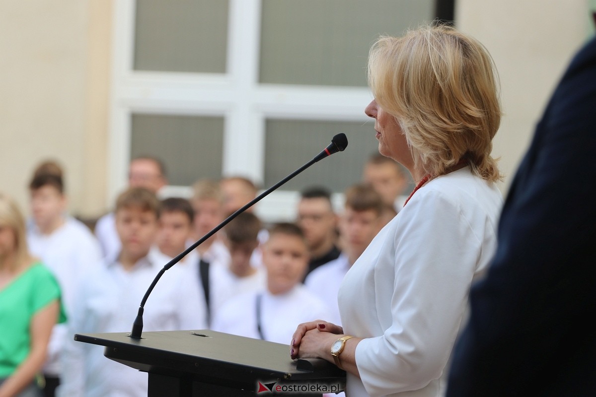 Rozpoczęcie roku szkolnego w ZSZ 1 w Ostrołęce [02.09.2024] - zdjęcie #36 - eOstroleka.pl
