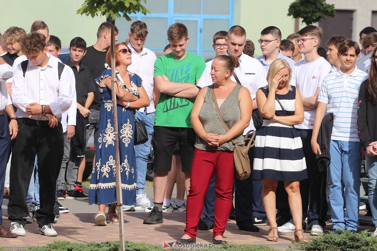 Rozpoczęcie roku szkolnego w ZSZ 1 w Ostrołęce [02.09.2024] - zdjęcie #32 - eOstroleka.pl