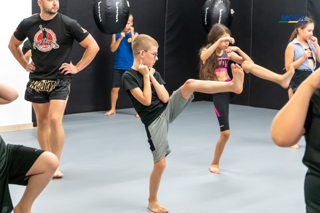 Wakacyjne zajęcia kickboxingu - zdjęcie #13 - eOstroleka.pl