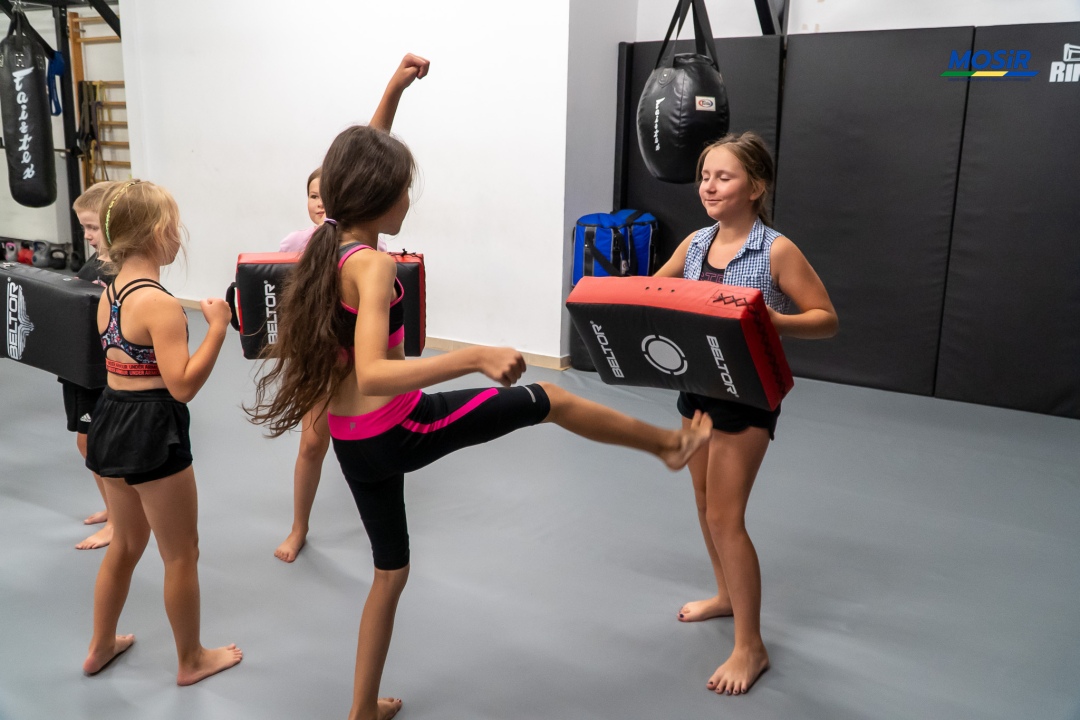 Wakacyjne zajęcia kickboxingu - zdjęcie #2 - eOstroleka.pl