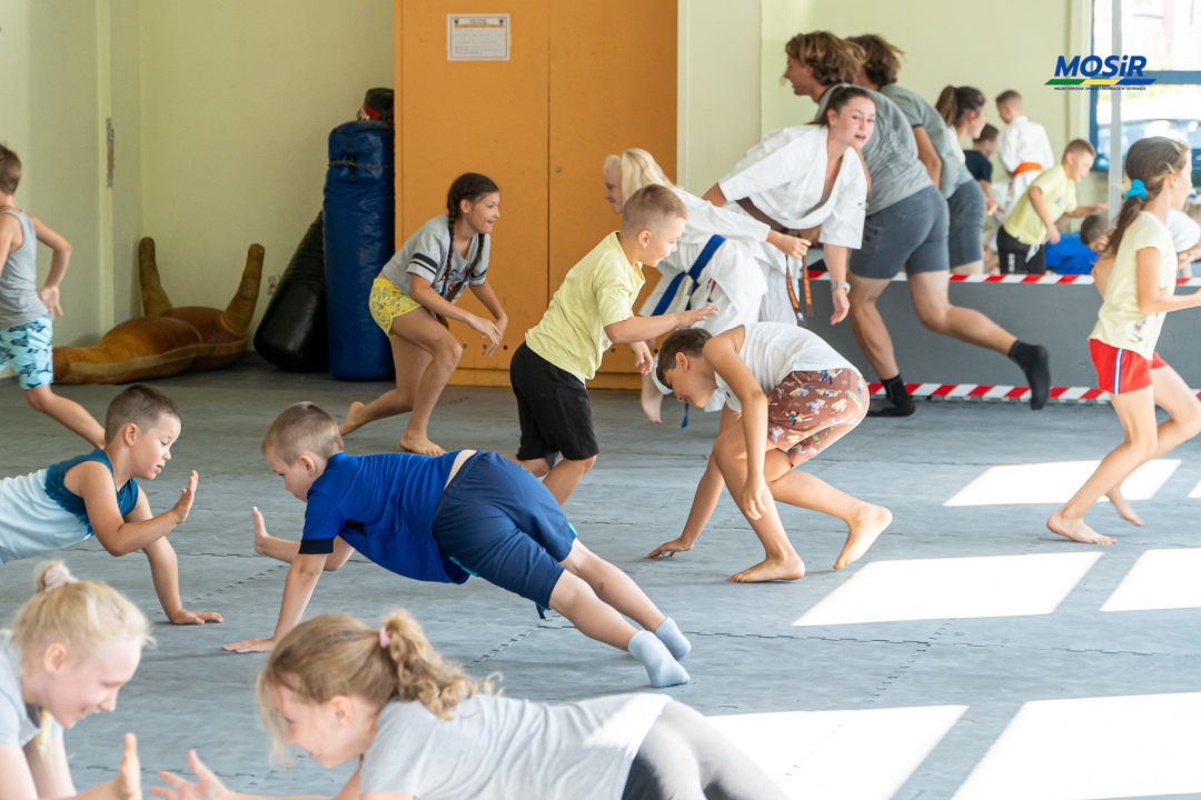 Wakacyjne treningi karate - zdjęcie #17 - eOstroleka.pl
