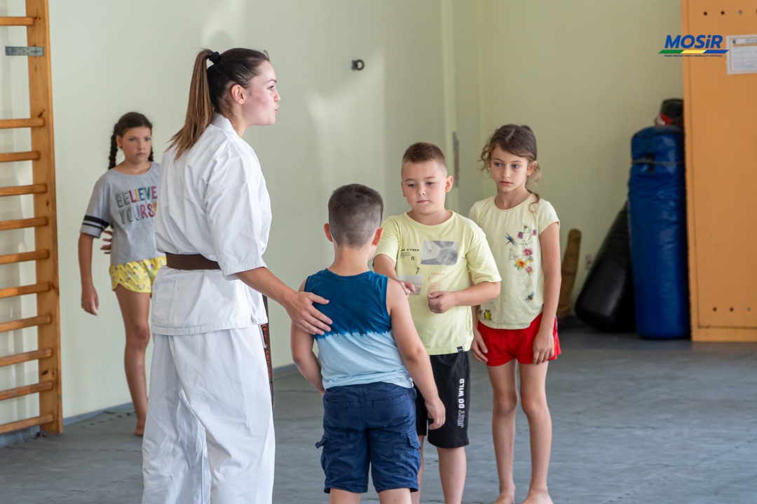 Wakacyjne treningi karate - zdjęcie #11 - eOstroleka.pl