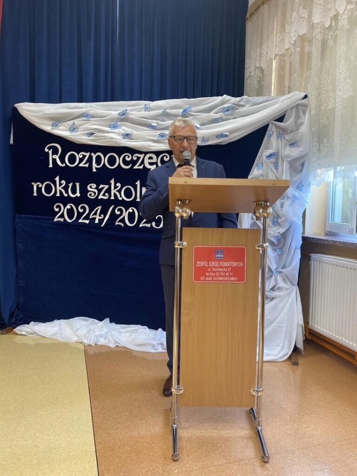 Rozpoczęcie roku szkolnego w ZSP w Goworowie [05.09.2024] - zdjęcie #4 - eOstroleka.pl