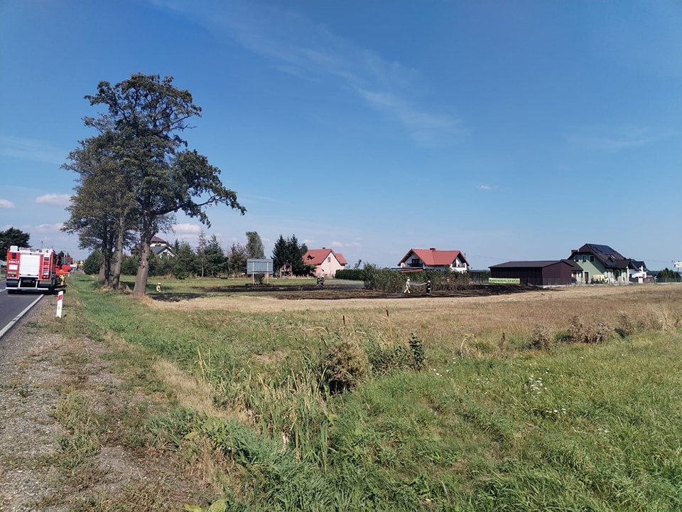 Pożar w Dylewie [05.09.2024] - zdjęcie #4 - eOstroleka.pl