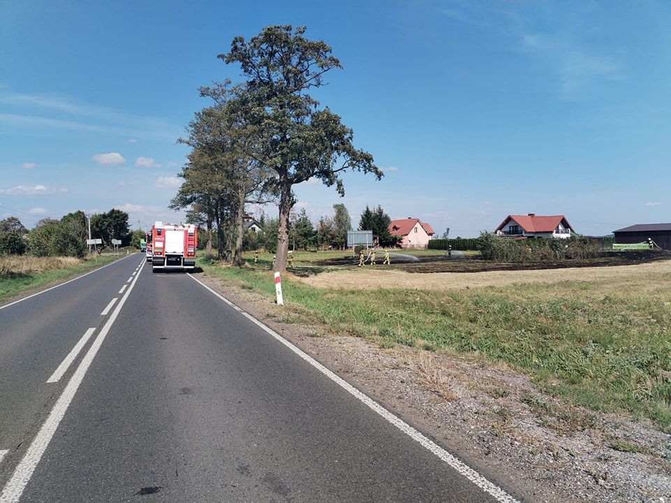 Pożar w Dylewie [05.09.2024] - zdjęcie #2 - eOstroleka.pl