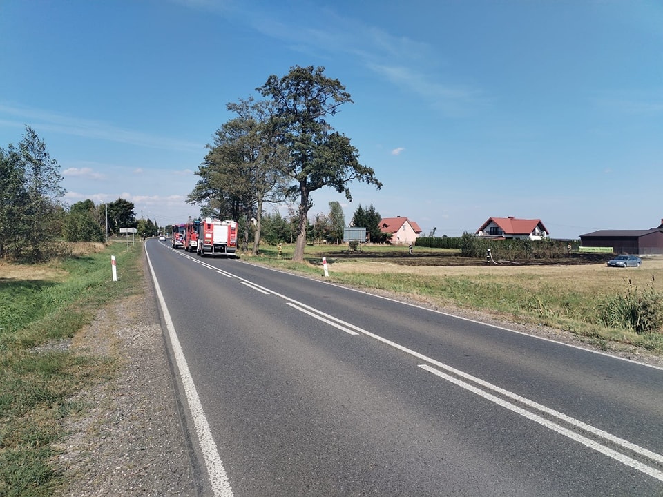 Pożar w Dylewie [05.09.2024] - zdjęcie #1 - eOstroleka.pl