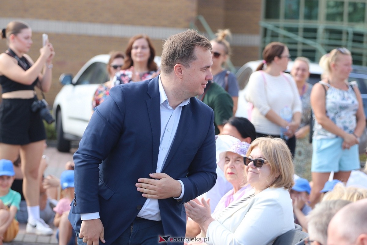 Narodowe Czytanie 2024 w Ostrołęce [06.09.2024] - zdjęcie #77 - eOstroleka.pl