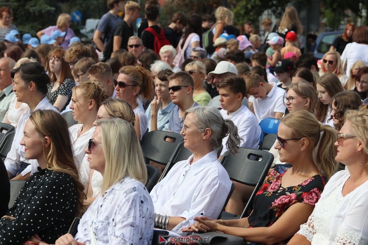 Narodowe Czytanie 2024 w Ostrołęce [06.09.2024] - zdjęcie #16 - eOstroleka.pl