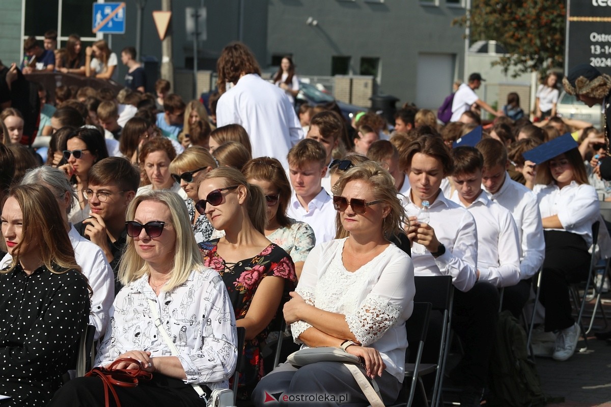 Narodowe Czytanie 2024 w Ostrołęce [06.09.2024] - zdjęcie #12 - eOstroleka.pl