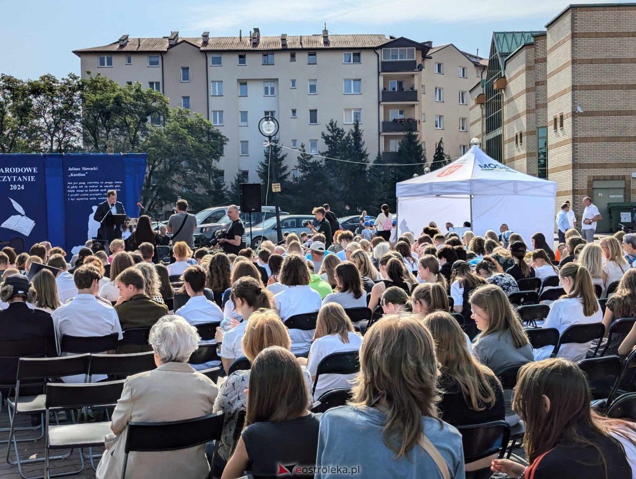 Narodowe Czytanie 2024 w Ostrołęce [06.09.2024] - zdjęcie #2 - eOstroleka.pl