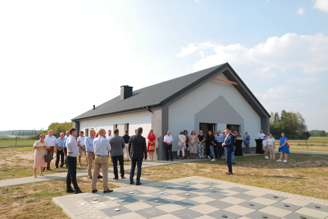 Uroczyste otwarcie nowej świetlicy wiejskiej w Przytułach Starych [05.09/2024] - zdjęcie #22 - eOstroleka.pl