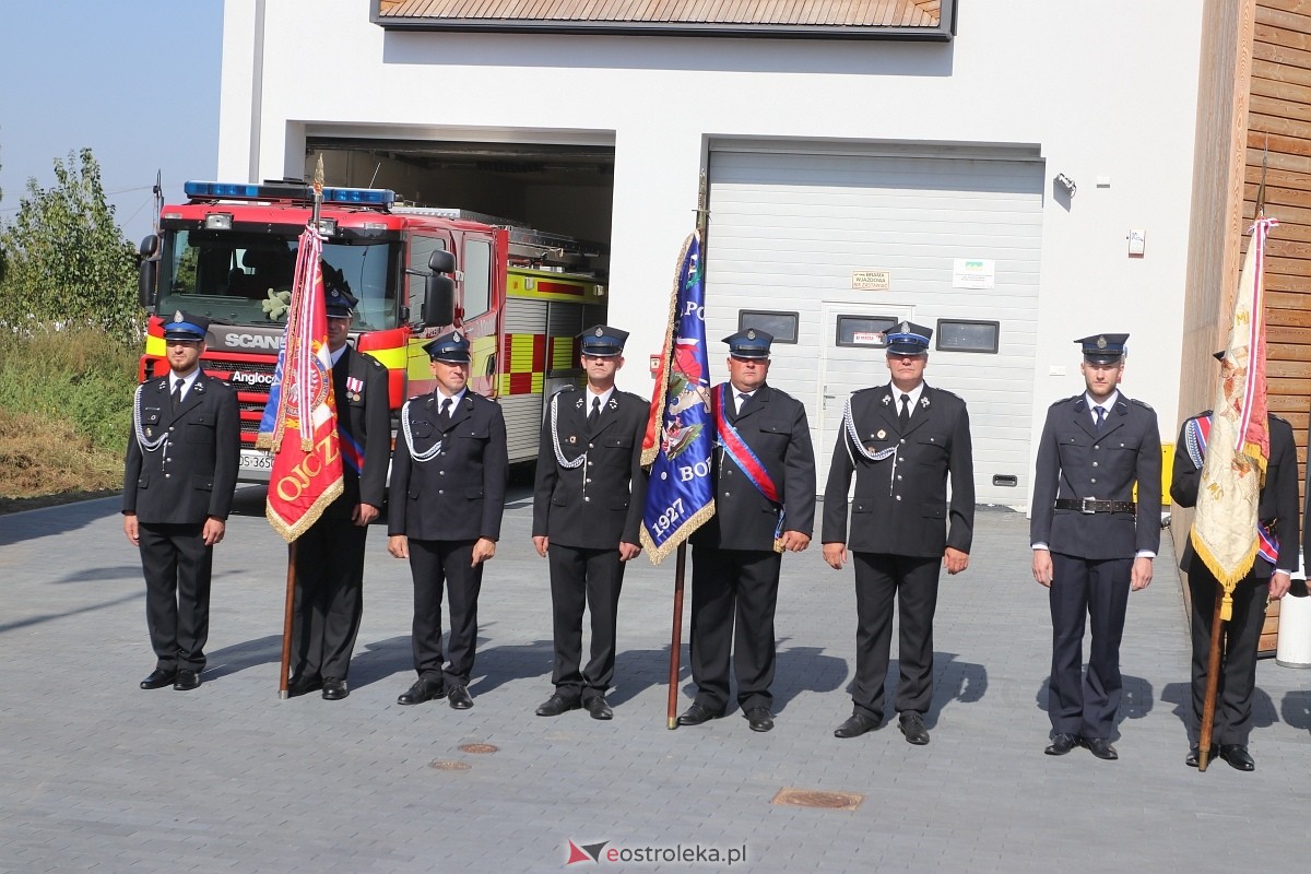 Nowy wóz strażacki dla OSP Rzekuń [07.09.2024] - zdjęcie #25 - eOstroleka.pl