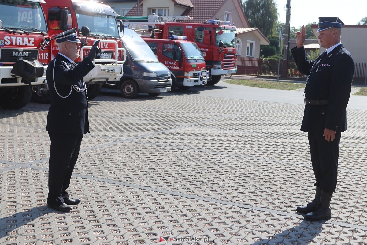 Nowy wóz strażacki dla OSP Rzekuń [07.09.2024] - zdjęcie #4 - eOstroleka.pl