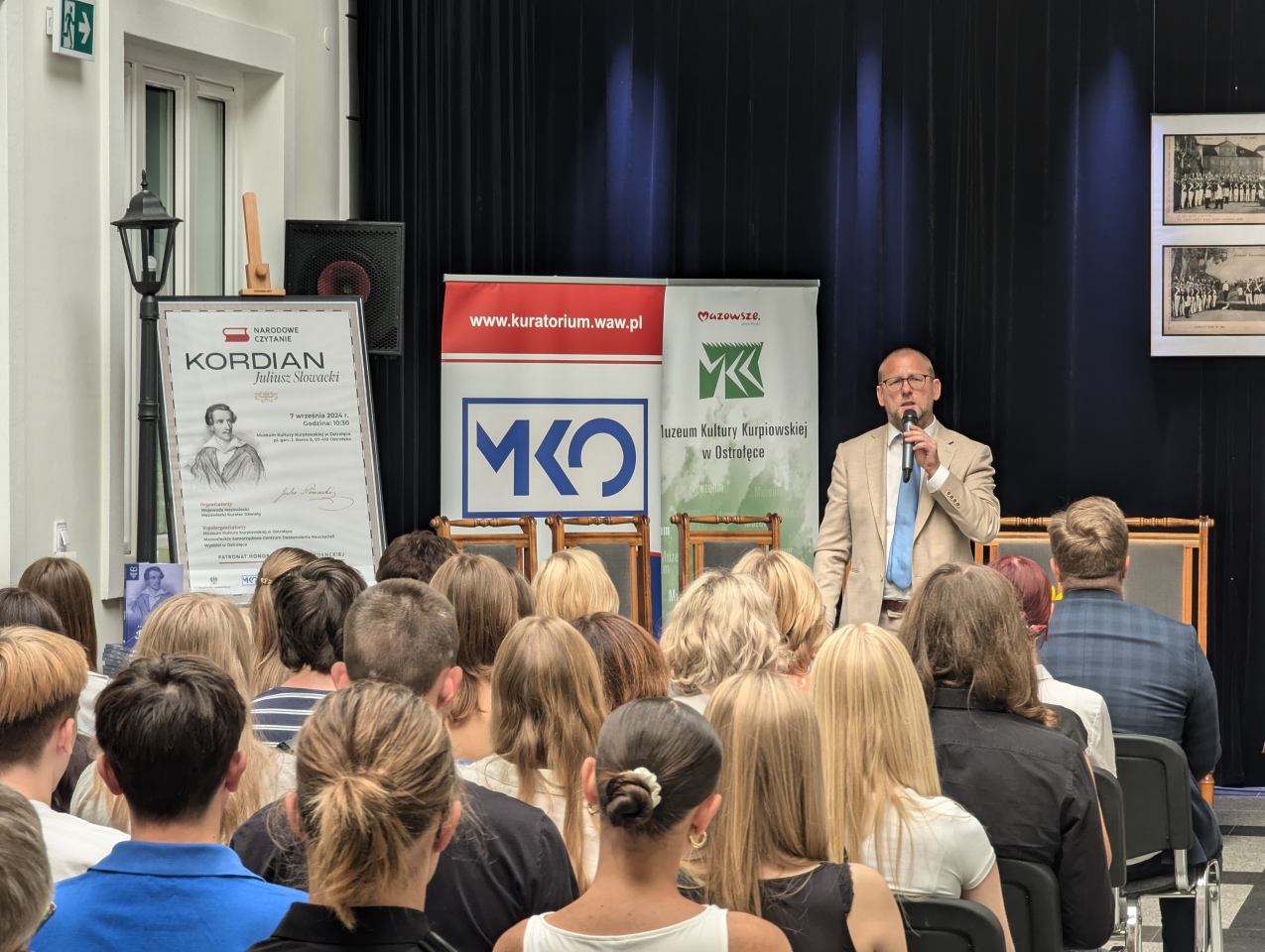 Narodowe czytanie Kordiana w Ostrołęce [07.09.2024] - zdjęcie #17 - eOstroleka.pl
