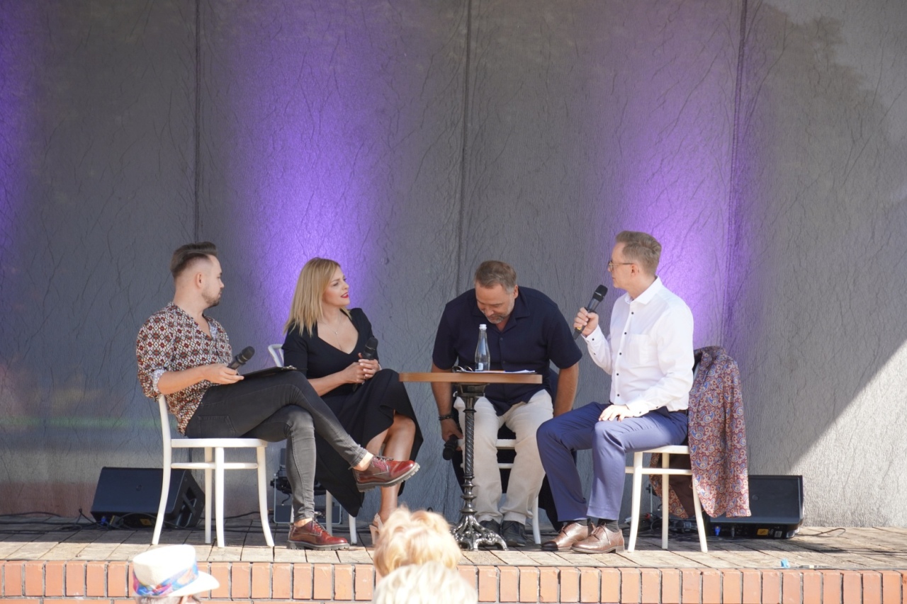 Kawa z gwiazdą w ramach Festiwalu Muzycznego “Ostrołęckie Operalia” [07.09.2024] - zdjęcie #17 - eOstroleka.pl