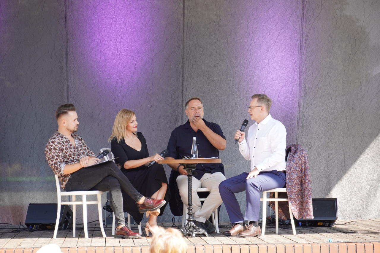 Kawa z gwiazdą w ramach Festiwalu Muzycznego “Ostrołęckie Operalia” [07.09.2024] - zdjęcie #16 - eOstroleka.pl