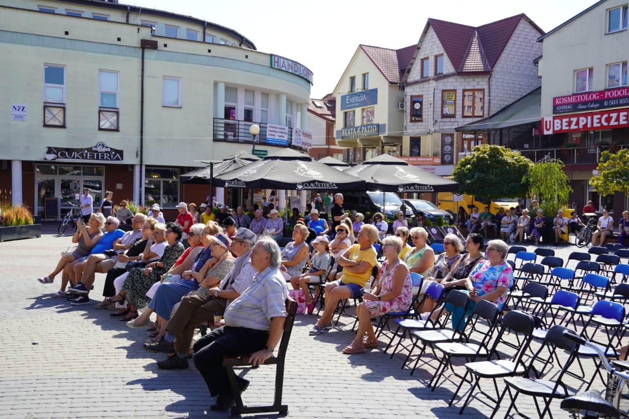 Kawa z gwiazdą w ramach Festiwalu Muzycznego “Ostrołęckie Operalia” [07.09.2024] - zdjęcie #4 - eOstroleka.pl