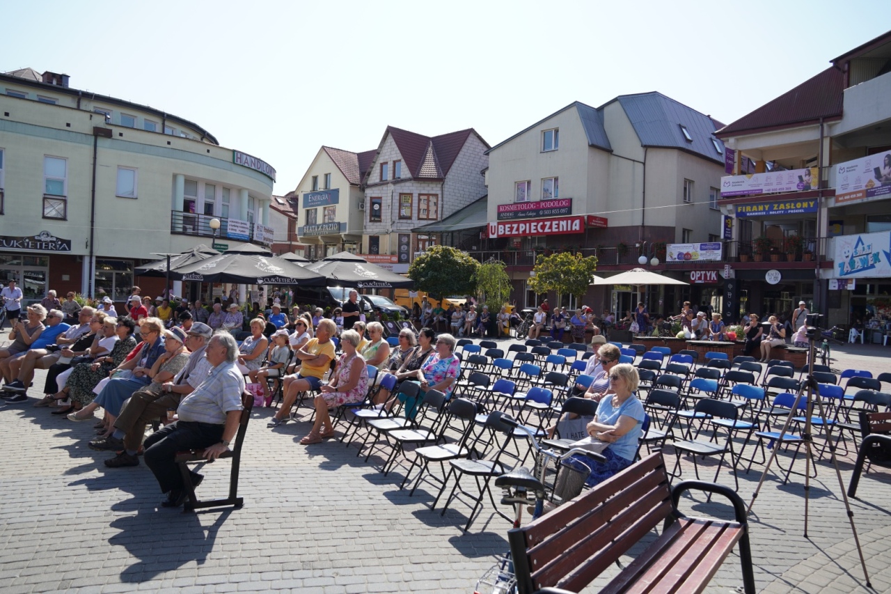 Kawa z gwiazdą w ramach Festiwalu Muzycznego “Ostrołęckie Operalia” [07.09.2024] - zdjęcie #3 - eOstroleka.pl