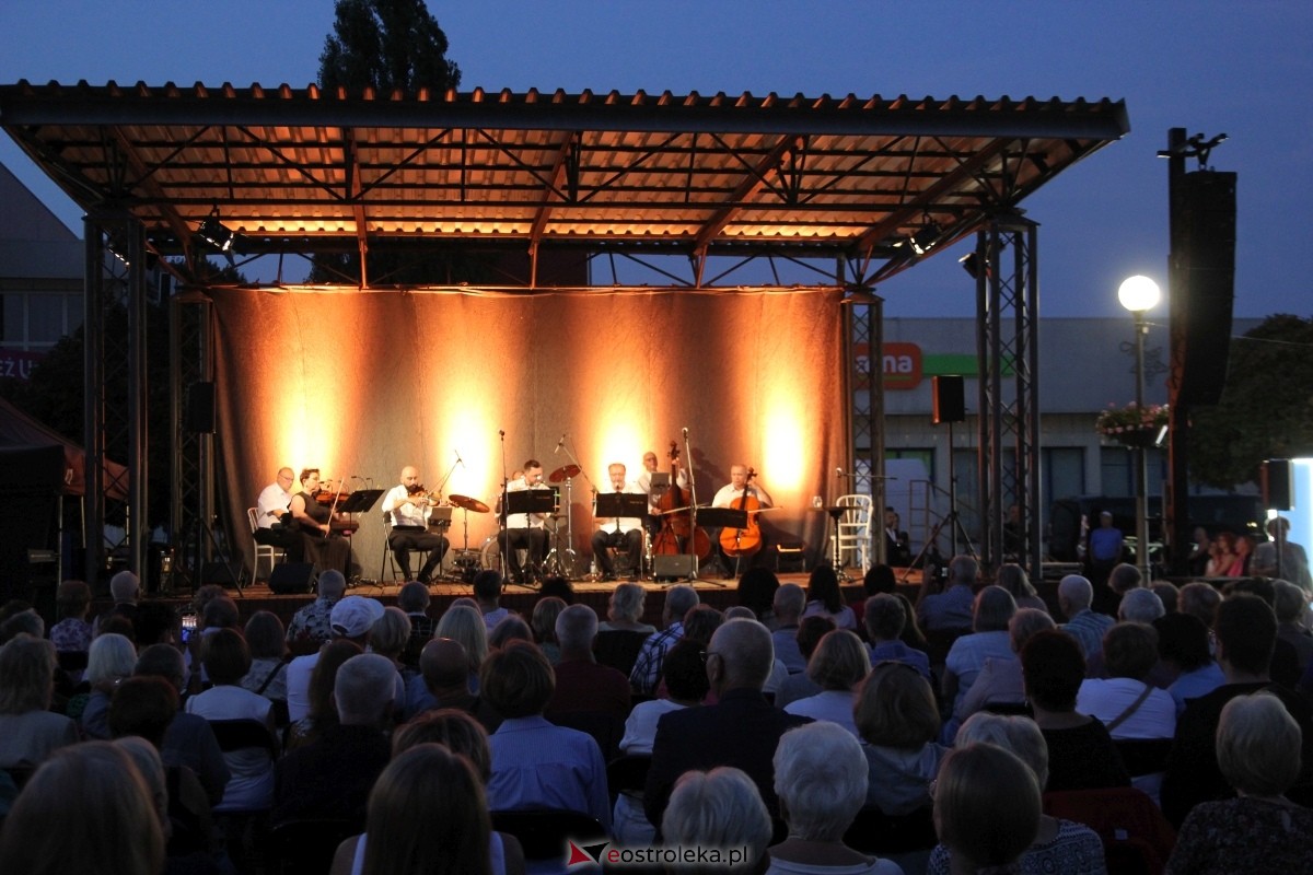 IX Festiwal Muzyczny Ostrołęckie Operalia - koncert na Placu Wolności w Ostrołęce [07.09.2024] - zdjęcie #42 - eOstroleka.pl