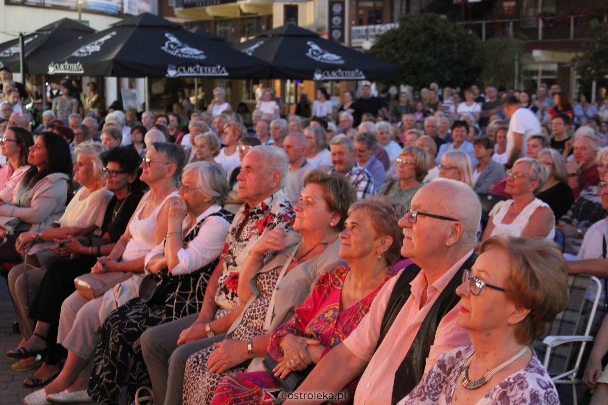 IX Festiwal Muzyczny Ostrołęckie Operalia - koncert na Placu Wolności w Ostrołęce [07.09.2024] - zdjęcie #34 - eOstroleka.pl