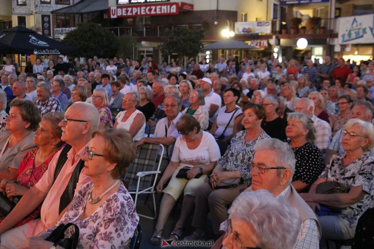 IX Festiwal Muzyczny Ostrołęckie Operalia - koncert na Placu Wolności w Ostrołęce [07.09.2024] - zdjęcie #33 - eOstroleka.pl