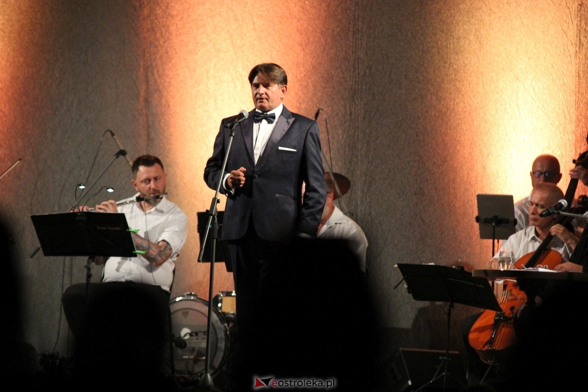 IX Festiwal Muzyczny Ostrołęckie Operalia - koncert na Placu Wolności w Ostrołęce [07.09.2024] - zdjęcie #6 - eOstroleka.pl