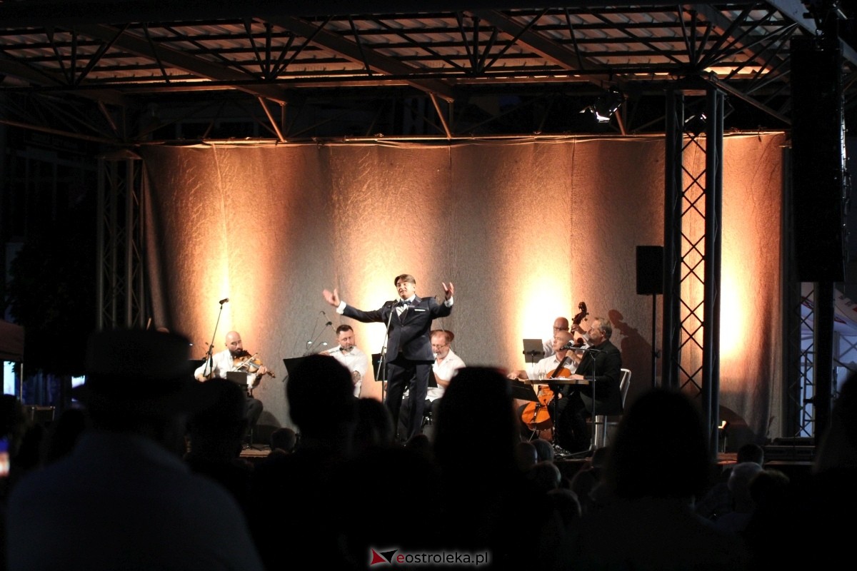 IX Festiwal Muzyczny Ostrołęckie Operalia - koncert na Placu Wolności w Ostrołęce [07.09.2024] - zdjęcie #5 - eOstroleka.pl