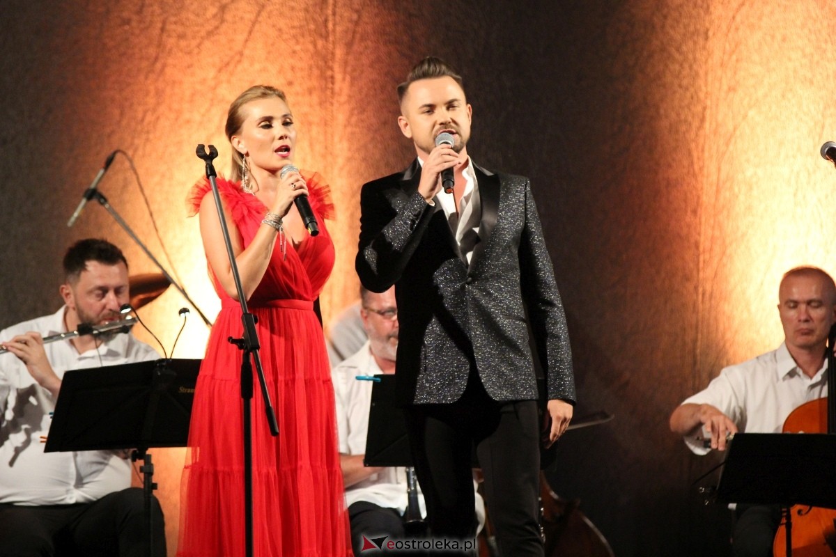 IX Festiwal Muzyczny Ostrołęckie Operalia - koncert na Placu Wolności w Ostrołęce [07.09.2024] - zdjęcie #1 - eOstroleka.pl